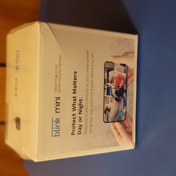 BLINK Mini Indoor Plug-in HD Smart Security Camera w/ Motion Detection (White) - Picture 3 of 4